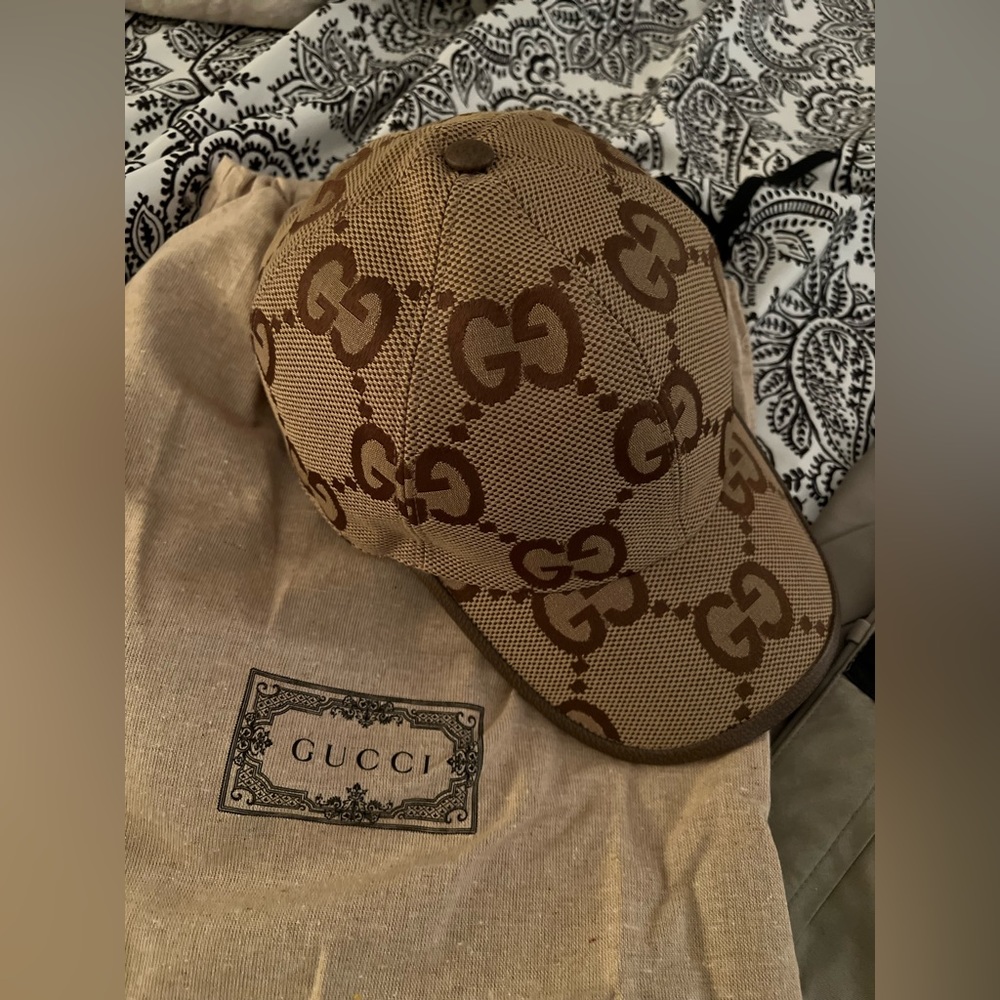 Gucci men’s hat size XL